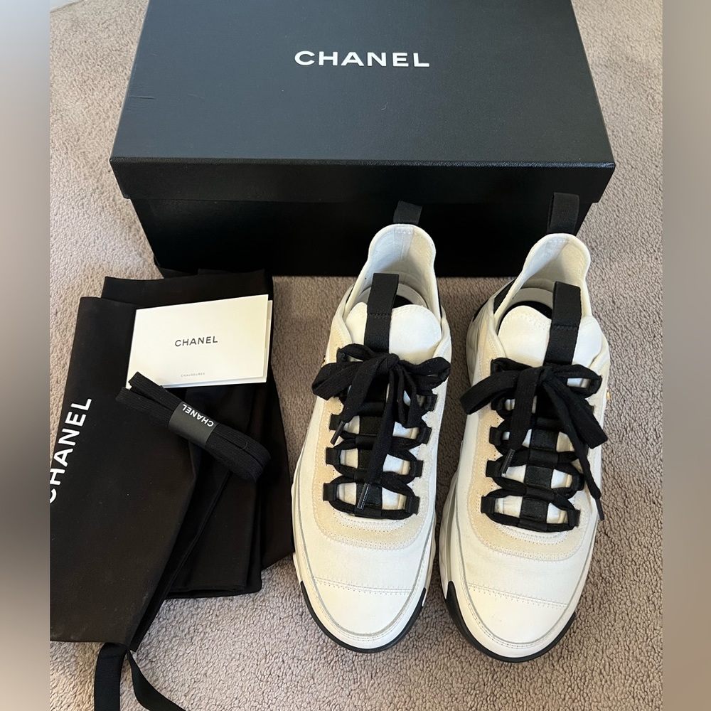 CHANEL Mixed Fiber Sneakers 38